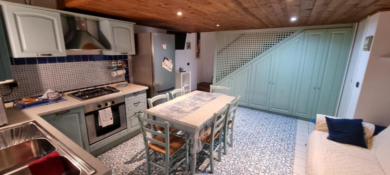 L'Ancorotto Azzurro Apartment Gaeta Luaran gambar