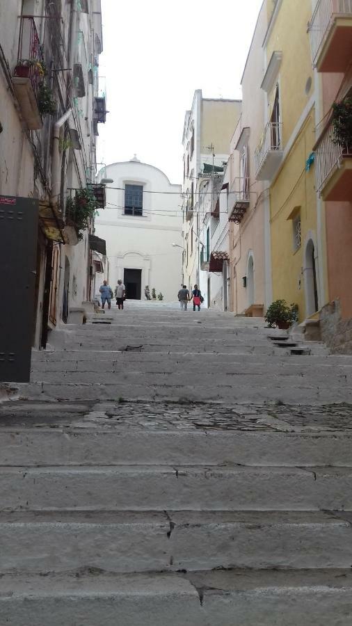 L'Ancorotto Azzurro Apartment Gaeta Luaran gambar